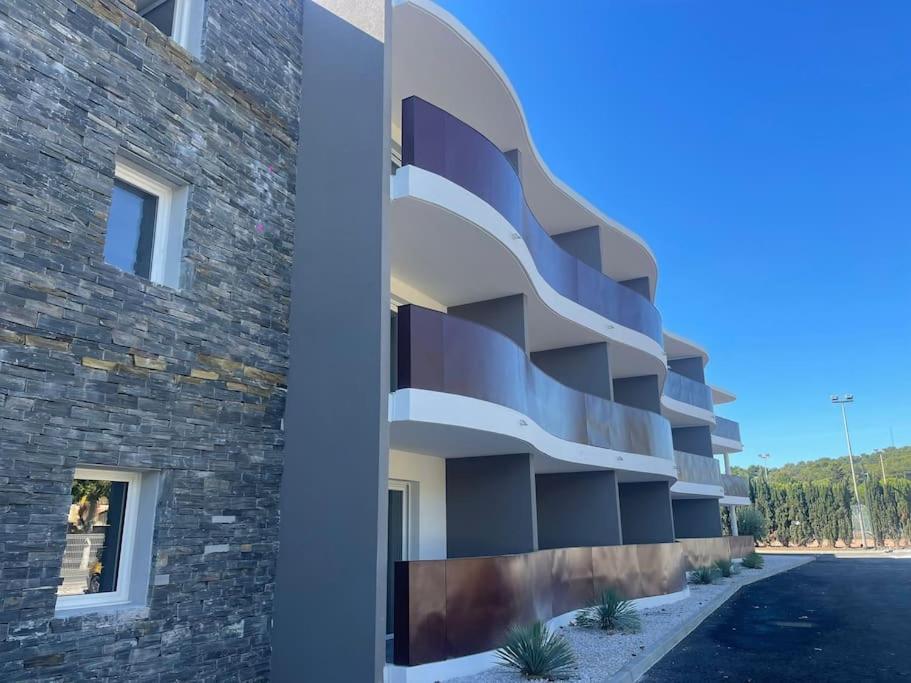 215 Au Tennis Cap D'agde